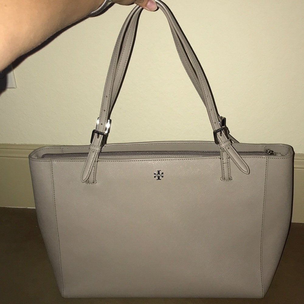 Tory Burch large Robinson tote